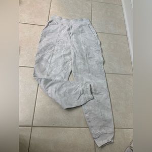 Lululemon LA Jogger
